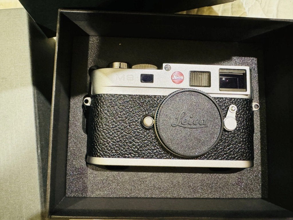 Leica M8.2 Chrome (10712) — 10 000 photos, TV, Hi-fi & Vidéo, Enlèvement ou Envoi, Leica, 10 mégapixels, Utilisé