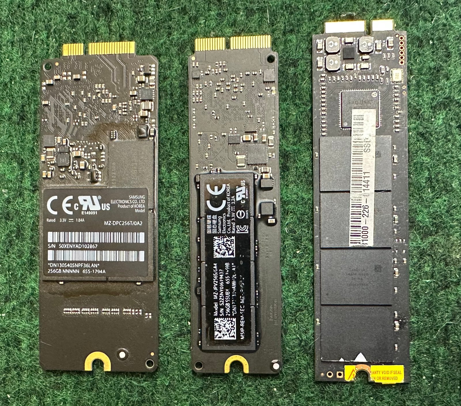 Apple ssd/ 128gb-256gb/, Enlèvement, Comme neuf, SSD