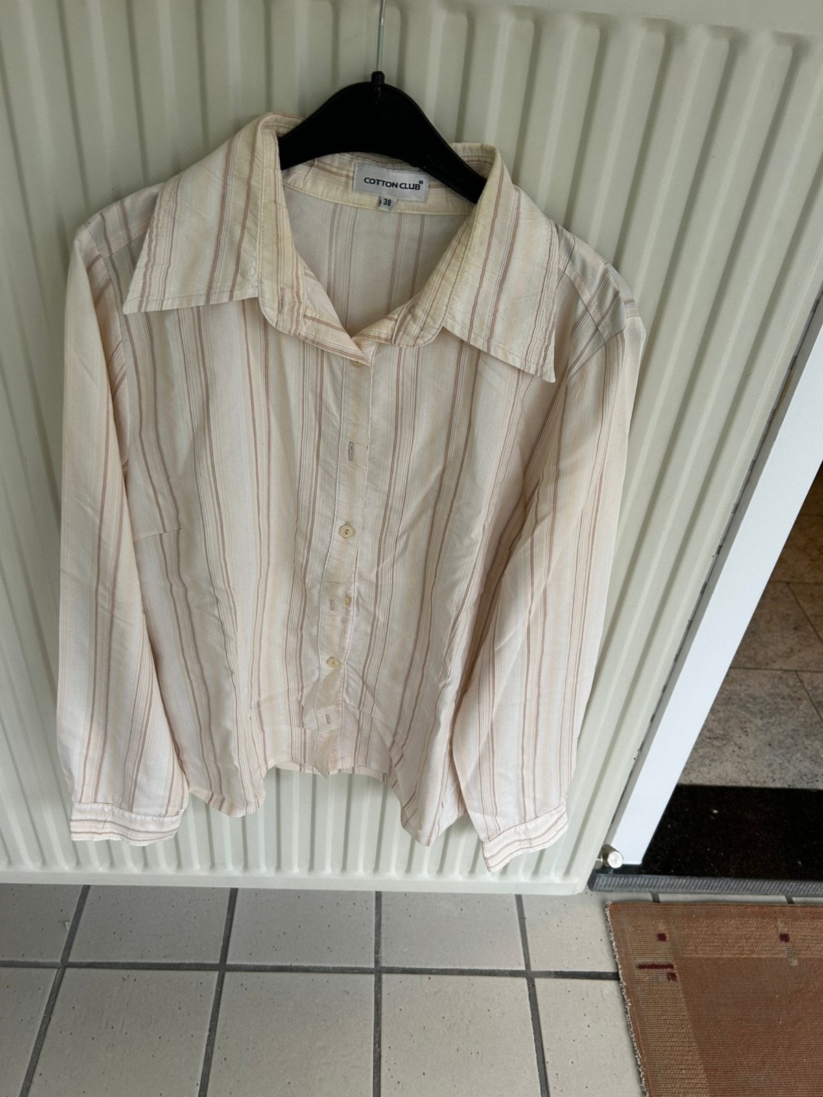 Mooie licht gestreepte damesblouse maat 38, Vêtements | Femmes, Blouses & Tuniques, Enlèvement ou Envoi, Comme neuf, Taille 38/40 (M)