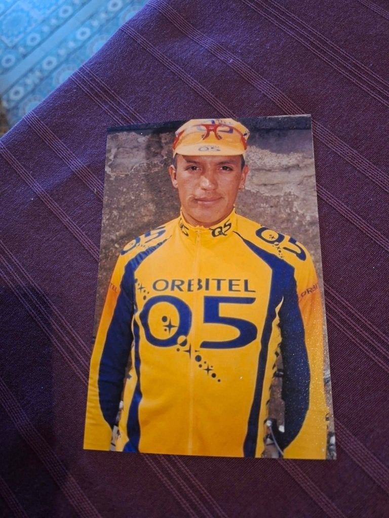 Foto (Repro) Luis Oran Castaneda Ramos / 05 Orbitel, Enlèvement ou Envoi, Comme neuf, Affiche, Image ou Autocollant