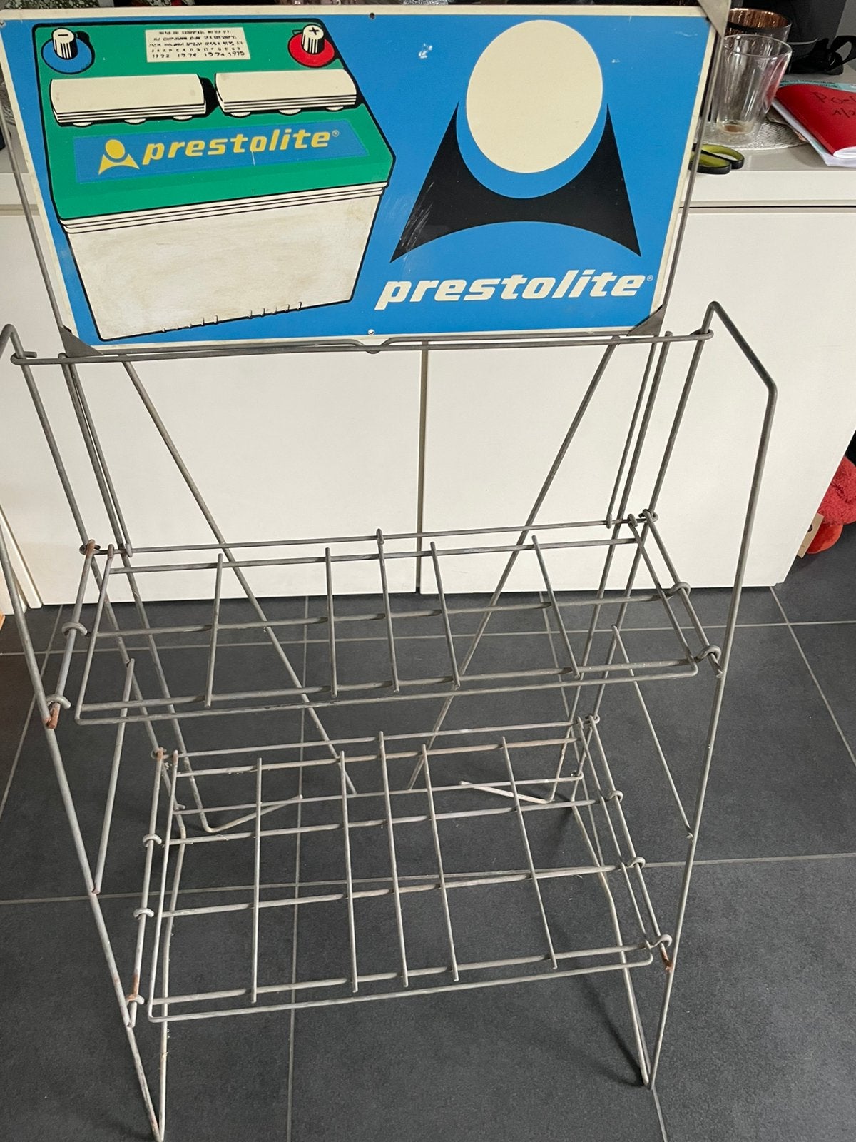 Autobatterij standaard vintage van merk prestolite, Ophalen