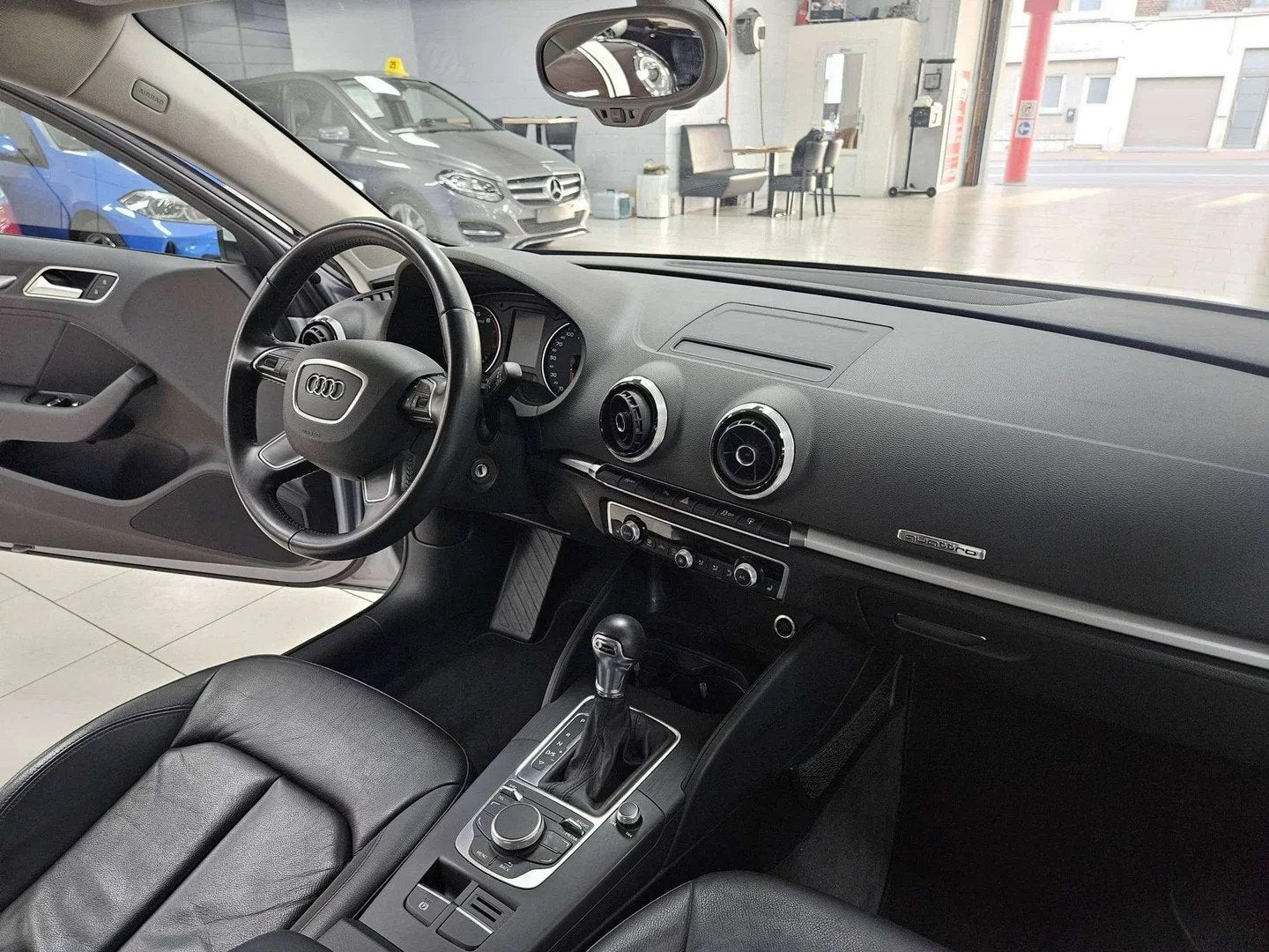 Audi A3 1.8 TFSI Quattro Automatique (Toit Ouvrant Pano) Cui, Auto's, Automaat, 4 cilinders, Leder, Bedrijf