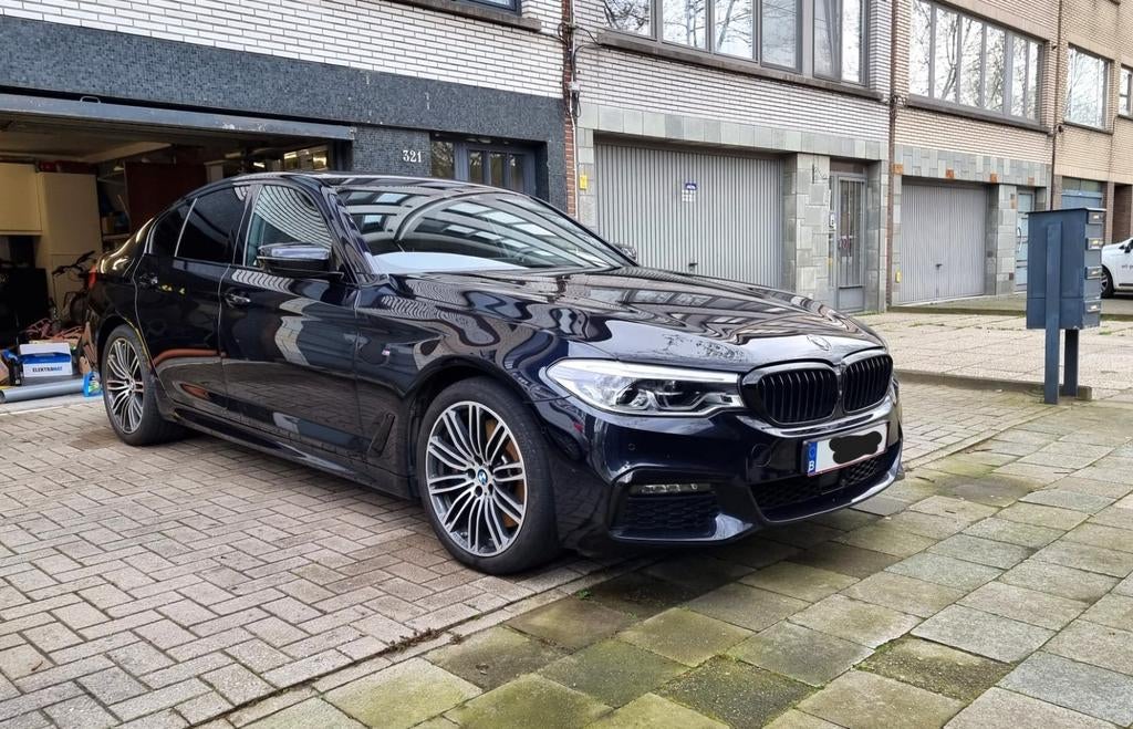 Bmw 540i M sport, Auto's, BMW, Particulier, 5 Reeks, Achteruitrijcamera, Adaptieve lichten, Adaptive Cruise Control, Airbags, Airconditioning