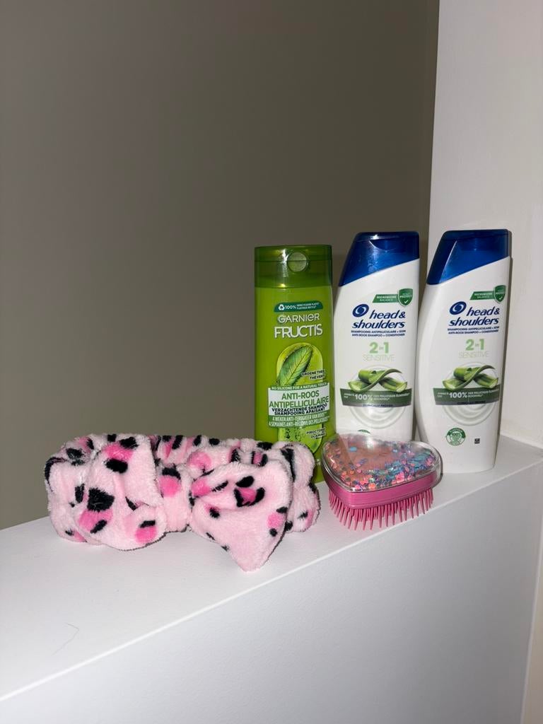 Head & shoulders, garnier, kam en haarband, Enlèvement ou Envoi, Comme neuf