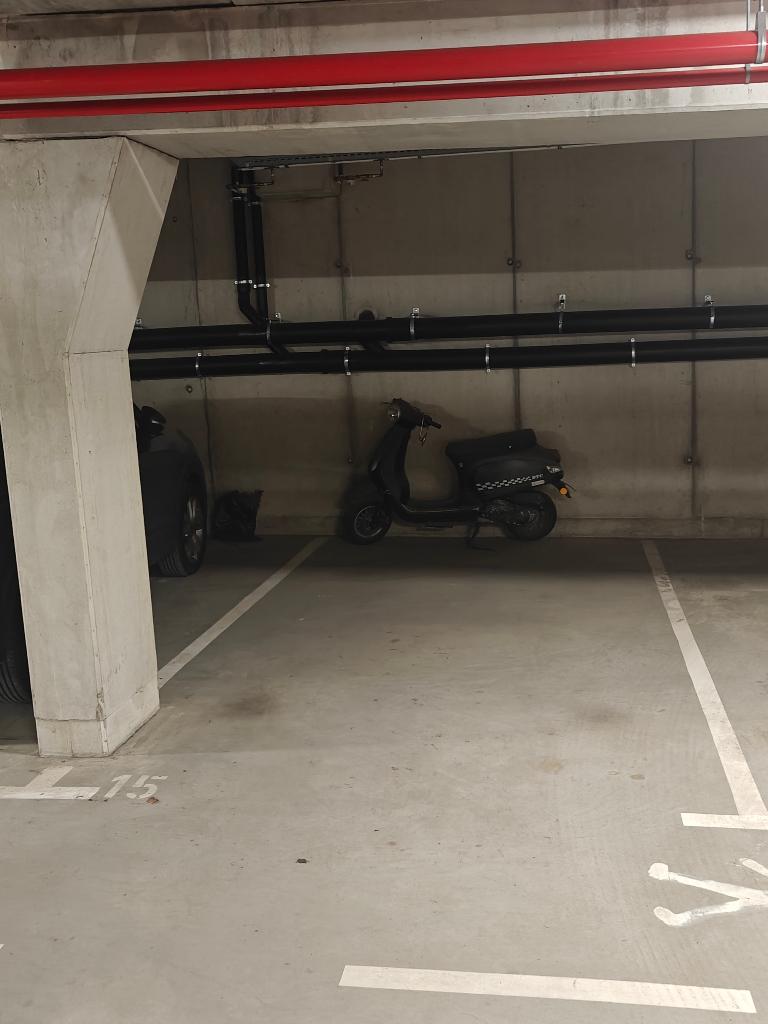 Autostaanplaats + 2 beveiligde fietsplaatsen Sion Lier, Immo, Garages & Places de parking, Province d'Anvers