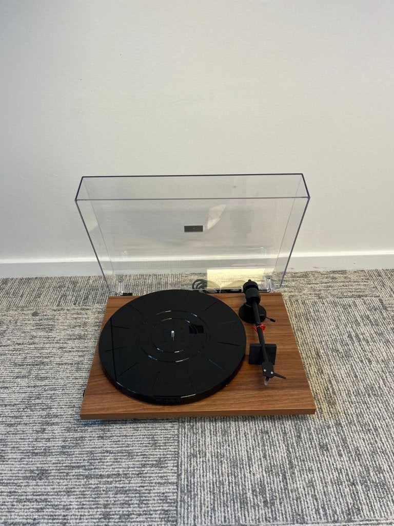Pro-Ject | E1 AT3600L Platenspeler | Walnoot, Niet ingevuld, Autres marques, Tourne-disque, Enlèvement ou Envoi
