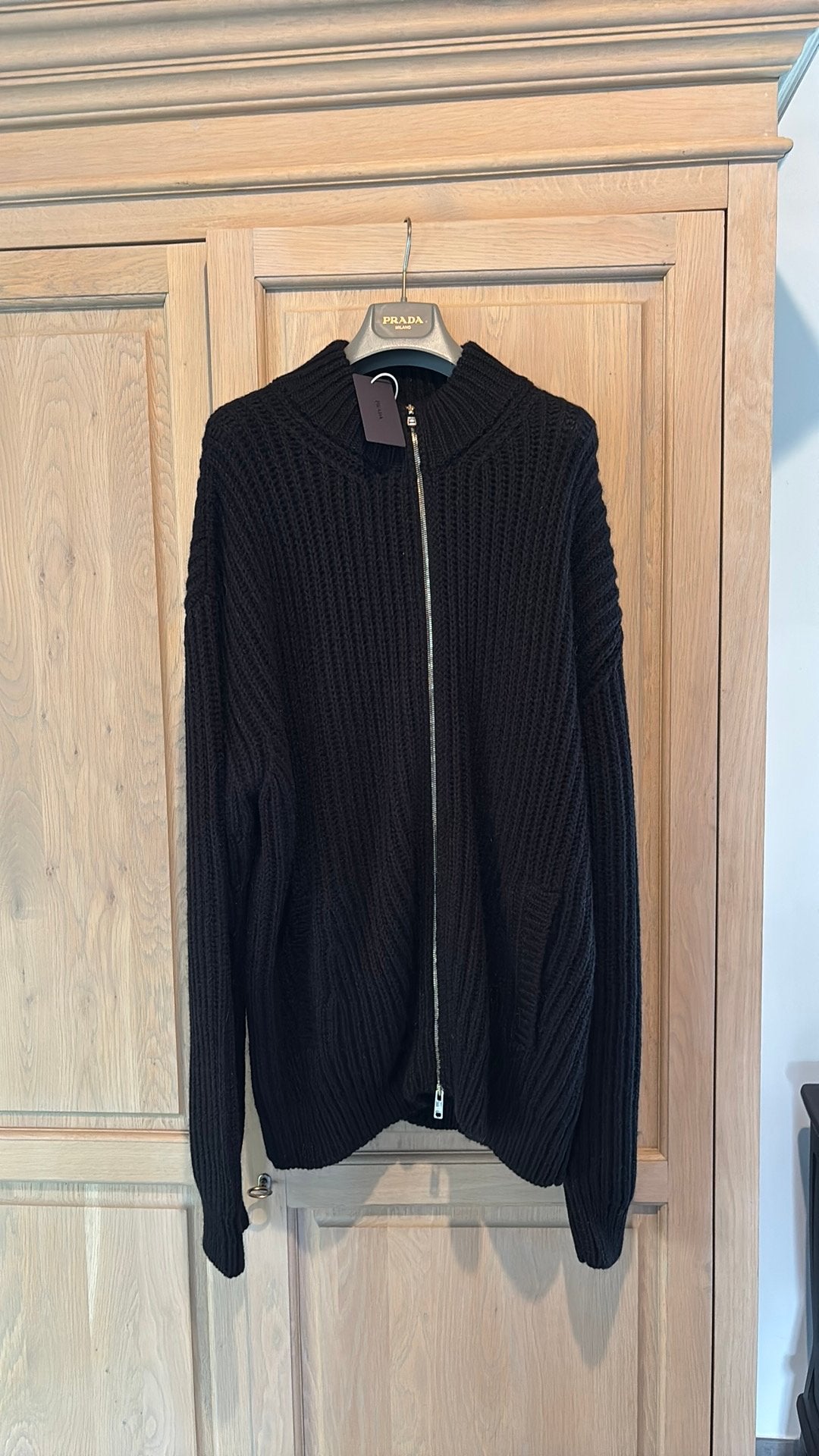 PRADA cardigan noir en cashgora/laine 56, Vêtements | Hommes, Enlèvement ou Envoi, Neuf, Taille 56/58 (XL), Noir