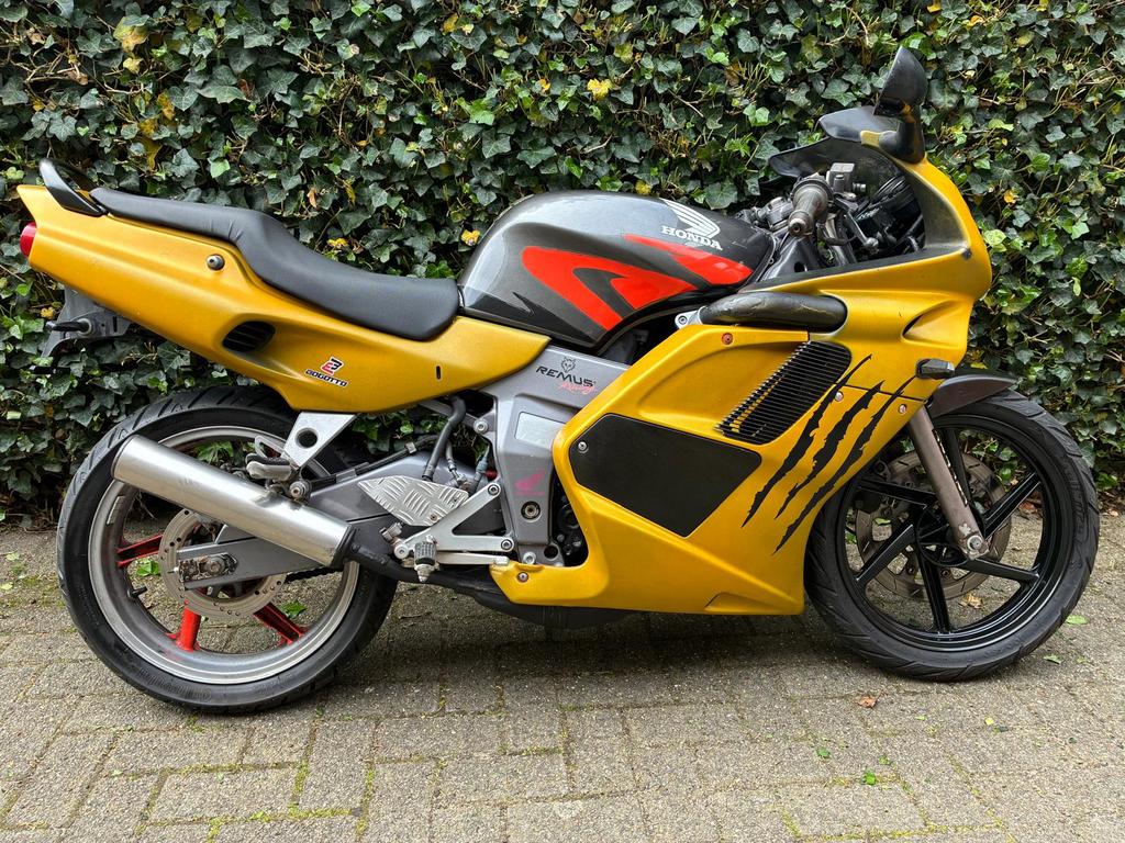 Honda nsr 125 cc 2 tact, Motoren, Bedrijf