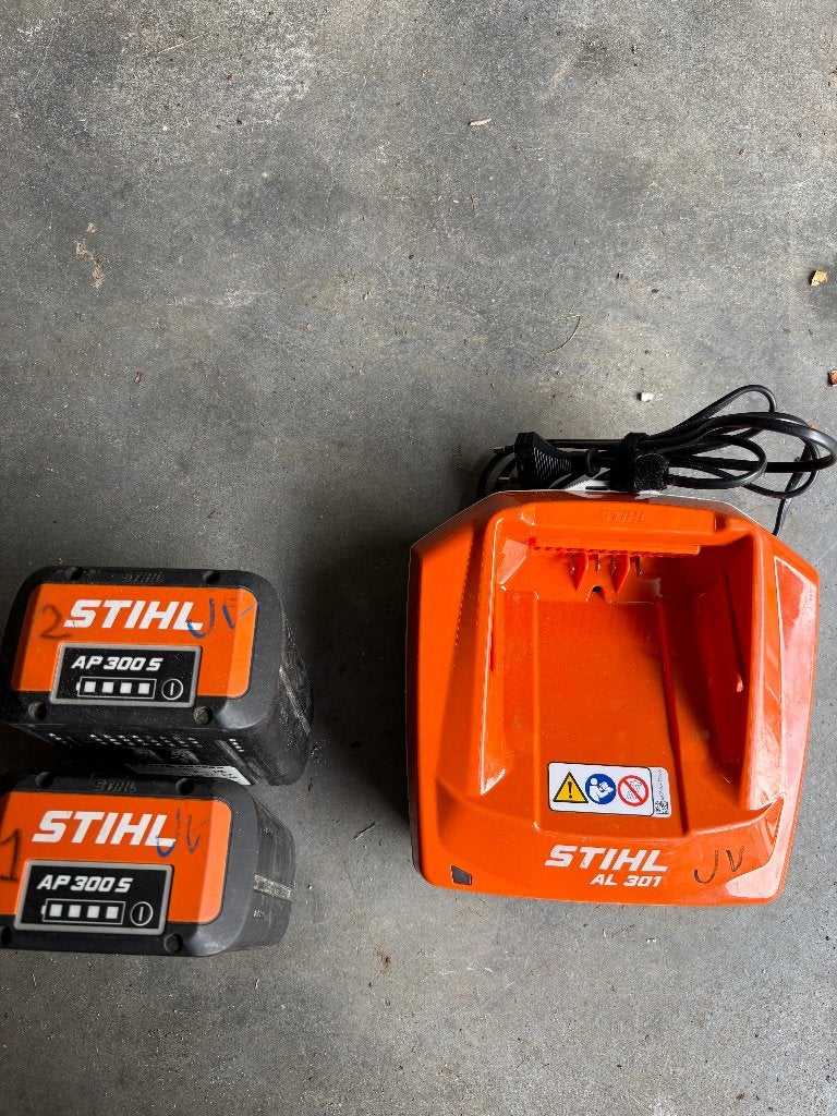 stihl ap300s accu set, Enlèvement, Comme neuf, Batterie