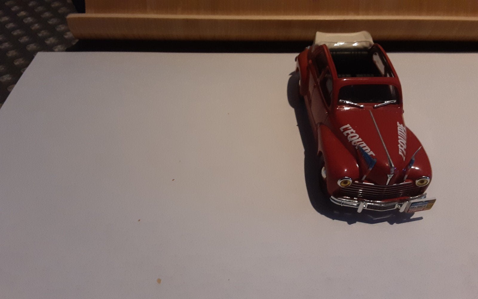 PEUGEOT 203 miniatuur, Hobby & Loisirs créatifs, Enlèvement ou Envoi, Comme neuf, Voiture, Norev