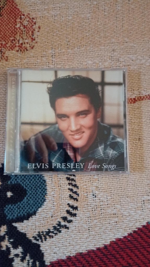 Elvis cd, love songs. mag weg voor slechts 5 euro, Ophalen of Verzenden, Zo goed als nieuw, Rock-'n-roll