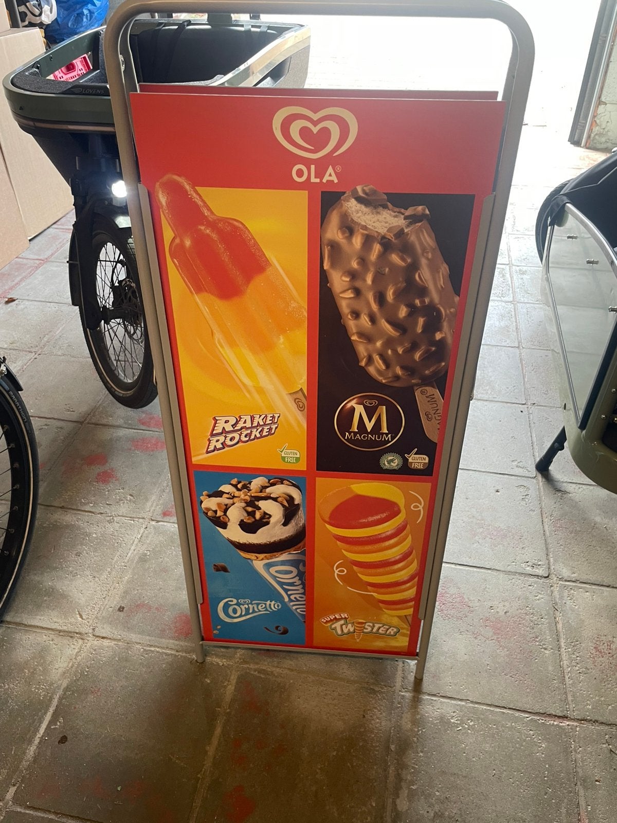 Ola bord ijsjes, Enlèvement, Comme neuf