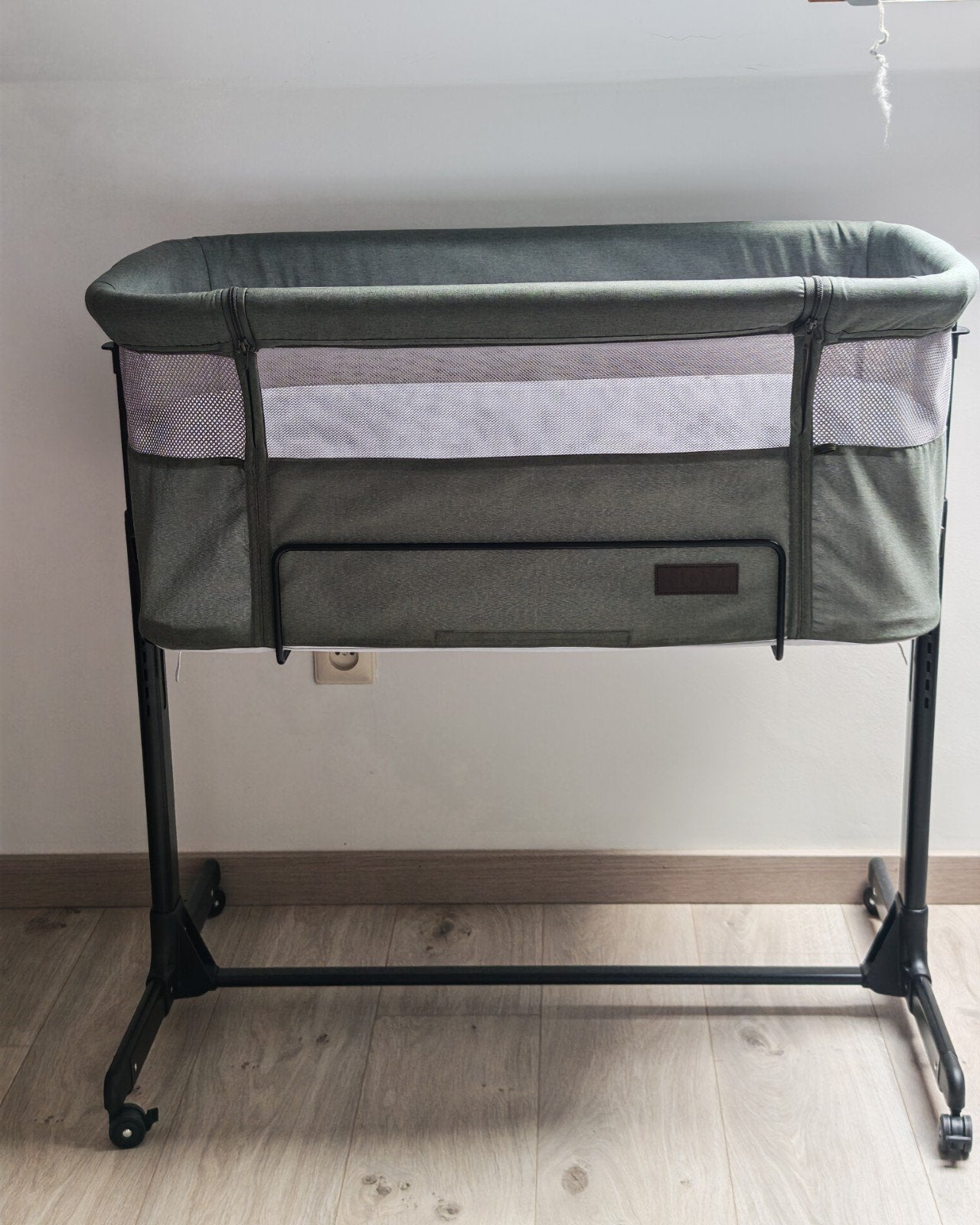 Co-sleeper / Babywiegje te koop – €70, Kinderen en Baby's, Babywiegjes en Ledikanten, Ophalen, Zo goed als nieuw, Overige typen