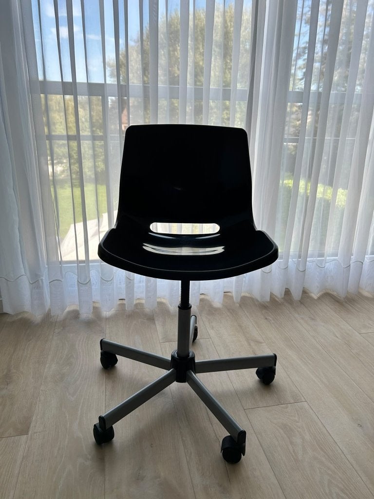 Chaise de bureau Ikea Snille a roulettes - tb etat, Enlèvement, Utilisé, Chaise de bureau