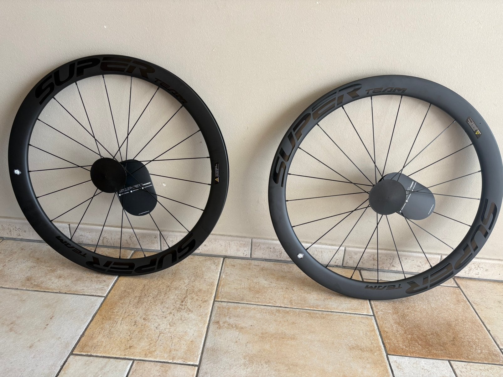 Carbon racefiets wielen 50mm, Vélos & Vélomoteurs, Neuf, Enlèvement, Carbone, Racefiets