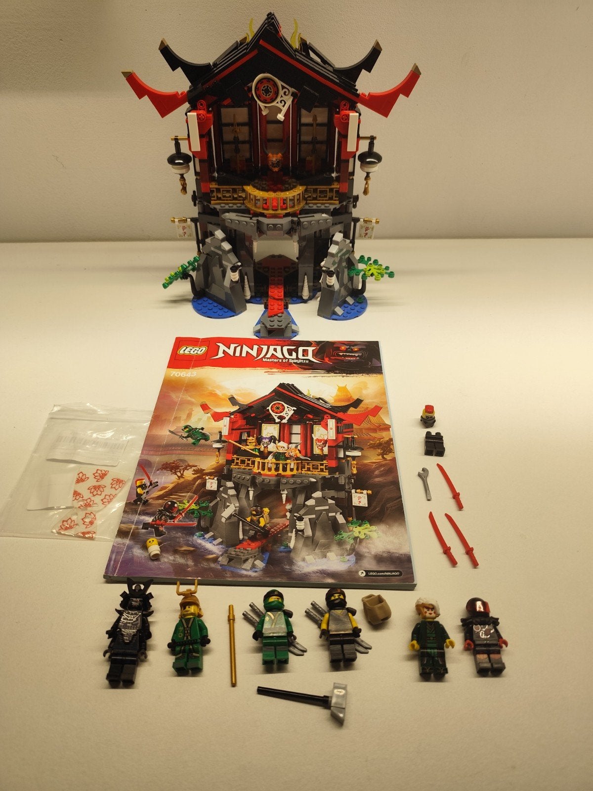 lego ninjago 70643 (mist 1 torso), Lego, Ophalen of Verzenden, Zo goed als nieuw, Ninjago
