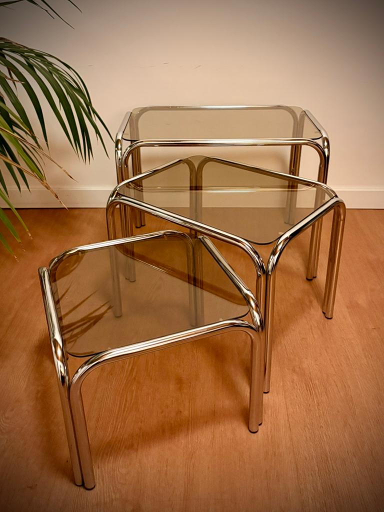 Ensemble de « tables gigognes » super cool, Maison & Meubles, Tables | Tables d'appoint, Comme neuf, Verre, Enlèvement