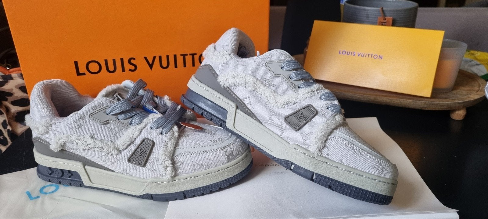 Louis Vuitton LV Trainer Sneaker, Nieuw, Ophalen of Verzenden, Sneakers, Grijs