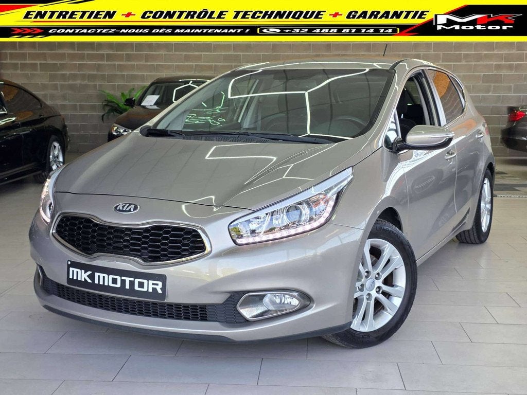 Kia Ceed / cee'd 1.4 ESSENCE 101CV - GPS - ATT REMORQUE, Autos, Euro 5, Achat, https://public.car-pass.be/vhr/a32dc743-f751-49fa-b536-d692855c213d