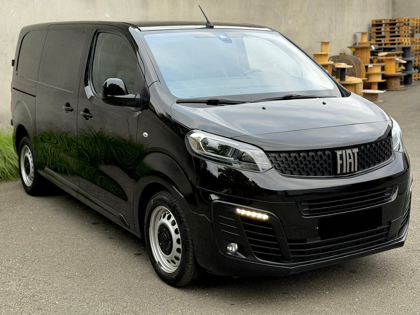Fiat Scudo 2.0D Automaat 3-zit 177Pk euro6D 2022, Autos, Camionnettes & Utilitaires, Euro 6, Entreprise, 3 places, Noir