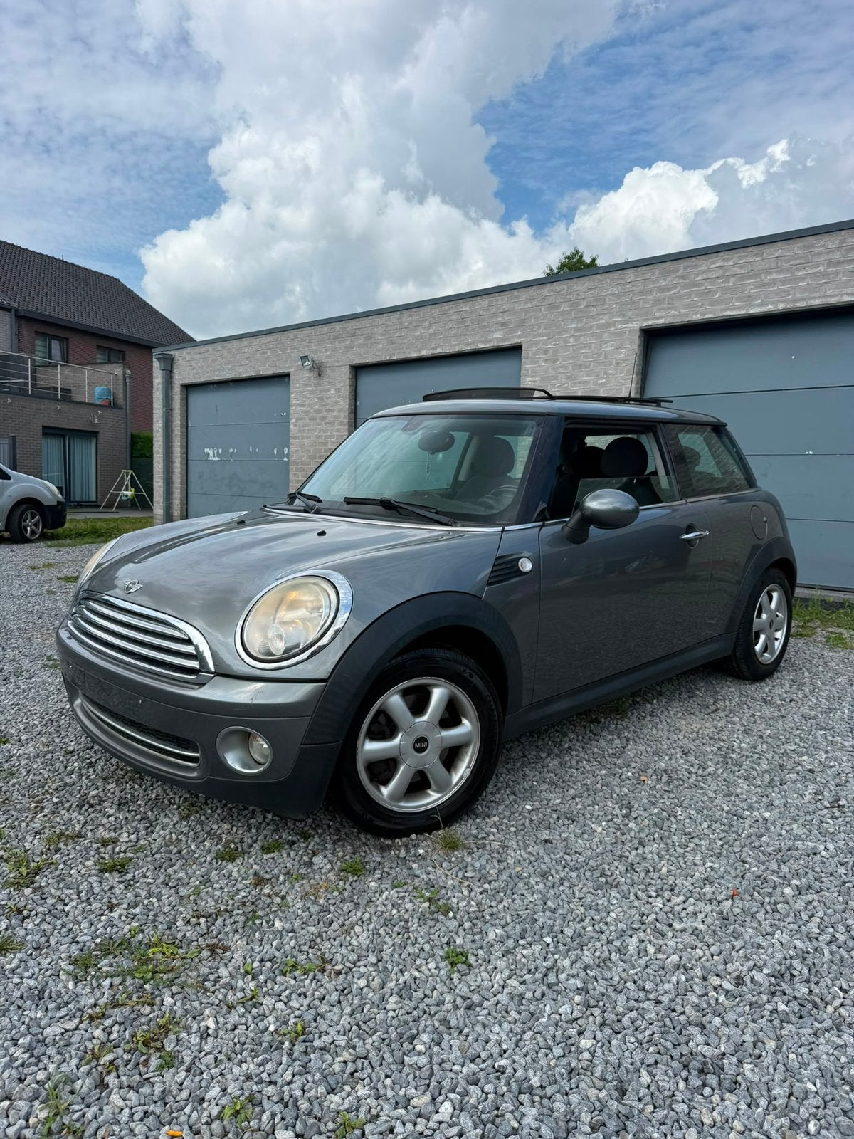 MINI COOPER ONE 1.4i 2009 FULL LEZ OK✅ GEKEURD VVK✅, Auto's, 4 zetels, Stof, Zwart, 4 cilinders