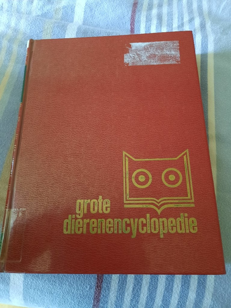 mooi dik encyclopedie boek " het grote dieren encyclopedie", Ophalen of Verzenden