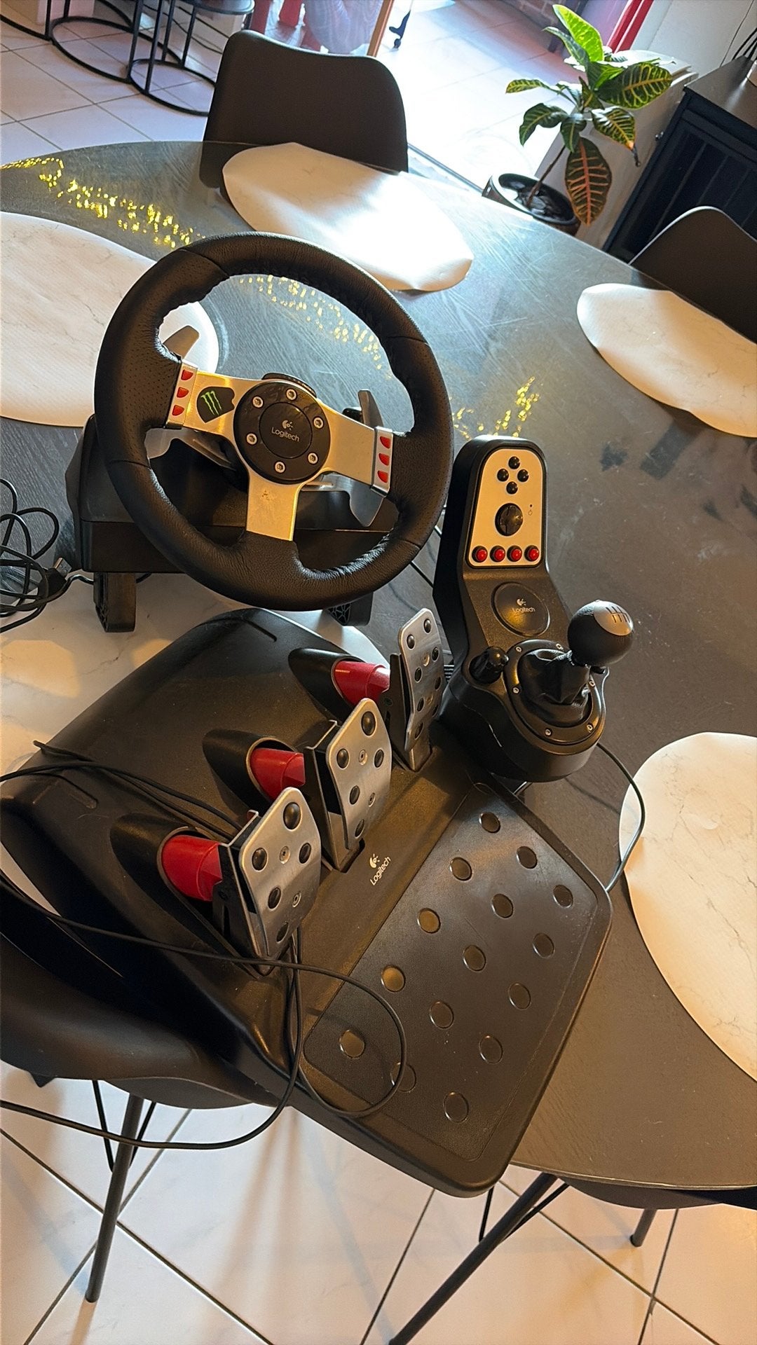 Logitech G27, Enlèvement, Comme neuf