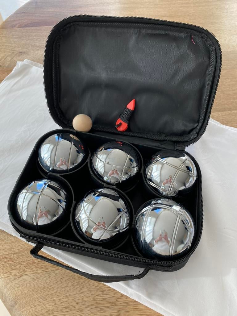 Jeu de boules de pétanque, Ophalen, Nieuw