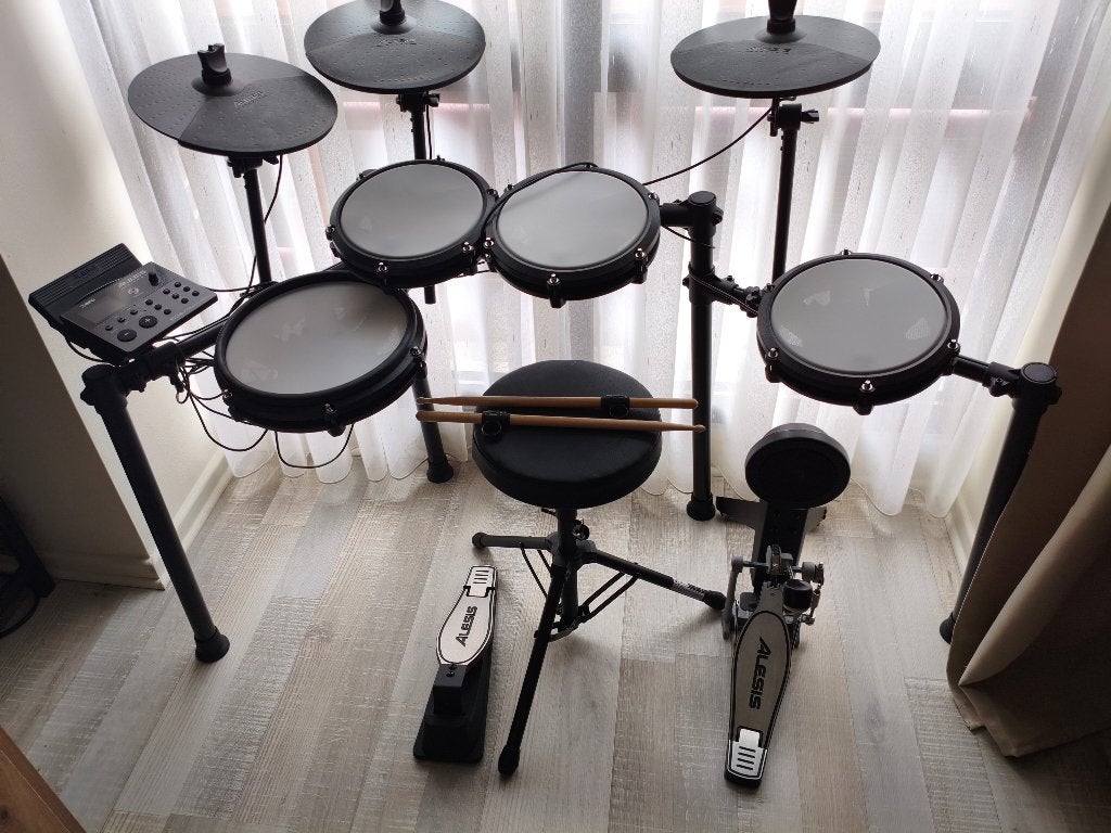 Alesis Nitro Max Drums, Enlèvement, Comme neuf, Autres marques, Électronique