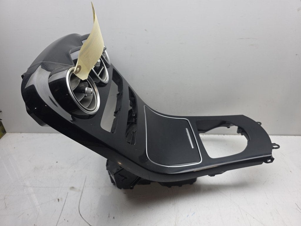 CONSOLE CENTRALE Mercedes-Benz C (W205) (01-2013/06-2021), Mercedes-Benz, Utilisé, Dialog.mb@mercedes-benz.com, Mercedes-Benz AG
