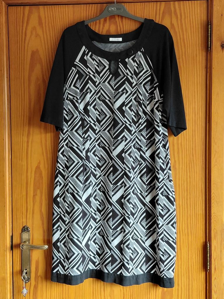 Zwart/witte jurk, maat 44, ATMOS fashion, Kleding | Dames, Jurken, ANDERE, Zwart, Maat 42/44 (L), Ophalen of Verzenden
