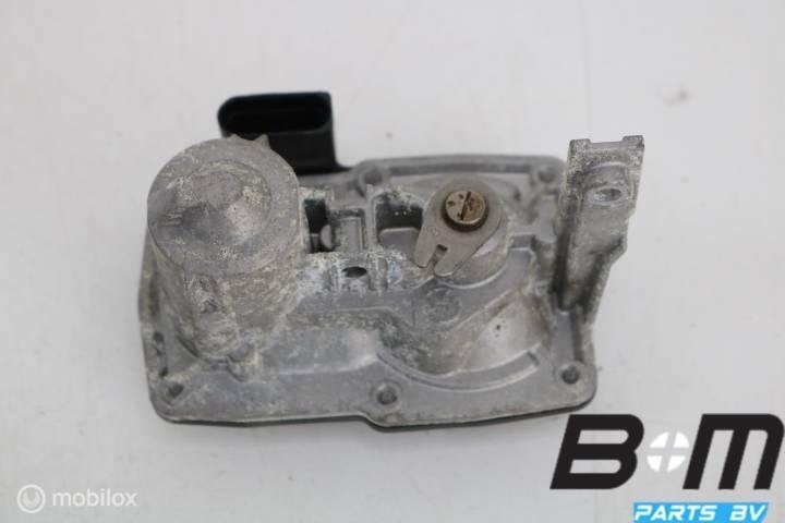 Klep in uitlaat Audi TT 8S 5Q0253691H, Utilisé