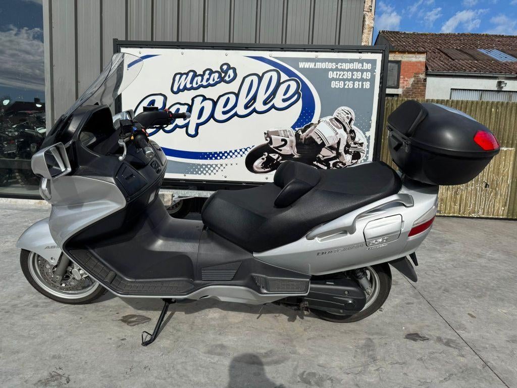Suzuki	Burgman 650, Motoren, Bedrijf, Meer dan 35 kW, 650 cc