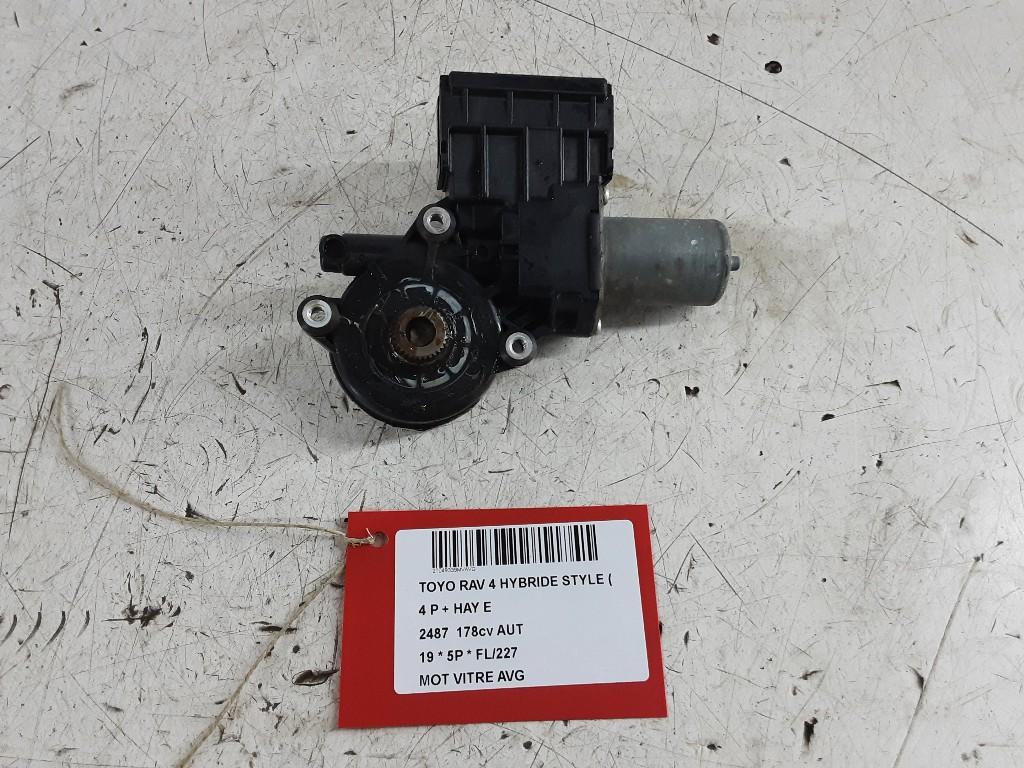 MOTEUR LEVE VITRE ELECTRIQUE AVANT GAUCHE Toyota RAV4 (A5), Gauche, Mevr. I. Hauben, Toyota, Utilisé
