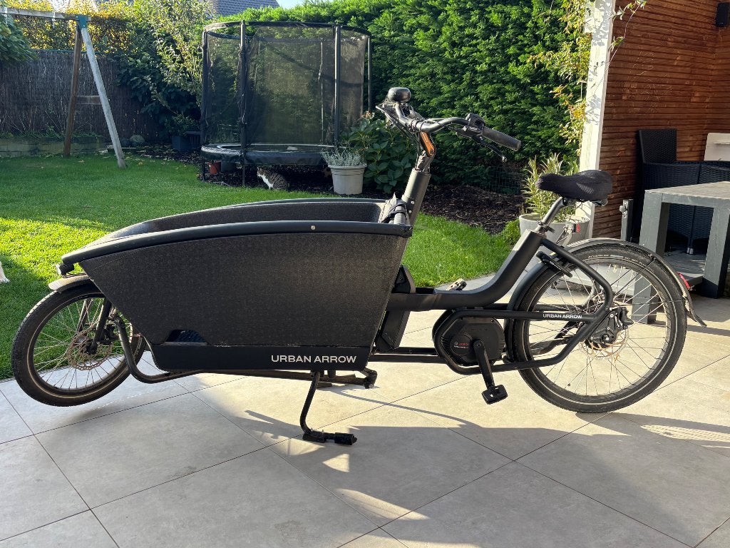 Urban Arrow bakfiets, Fietsen en Brommers, Gebruikt, 2 kinderen, Schijfrem, Ophalen