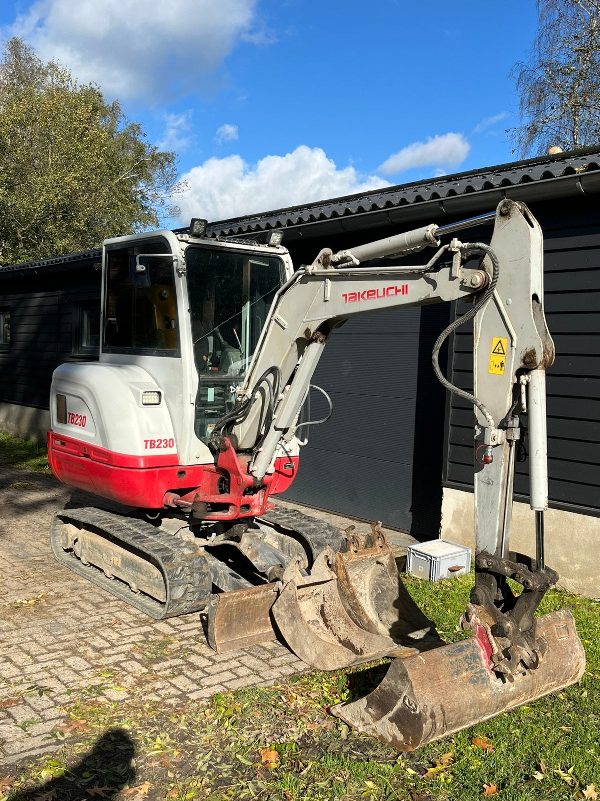 Takeuchi tb230 BJ 2016 zeer nette 3 tonner, Zakelijke goederen, Ophalen of Verzenden, Graafmachine