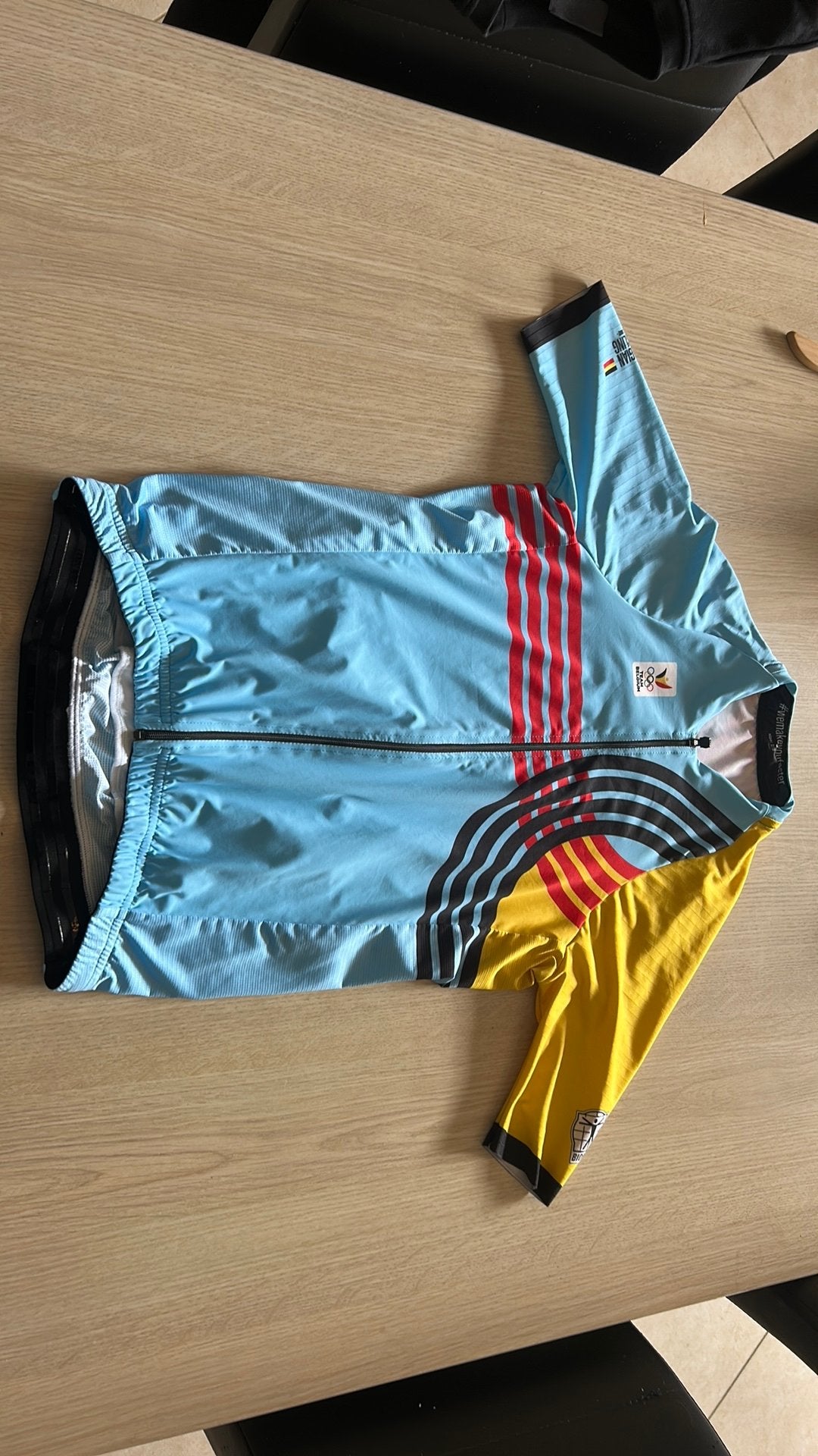 Maillot de bioracer belge jamais porté taille 2/S, Vélos & Vélomoteurs, Enlèvement ou Envoi, Neuf, S