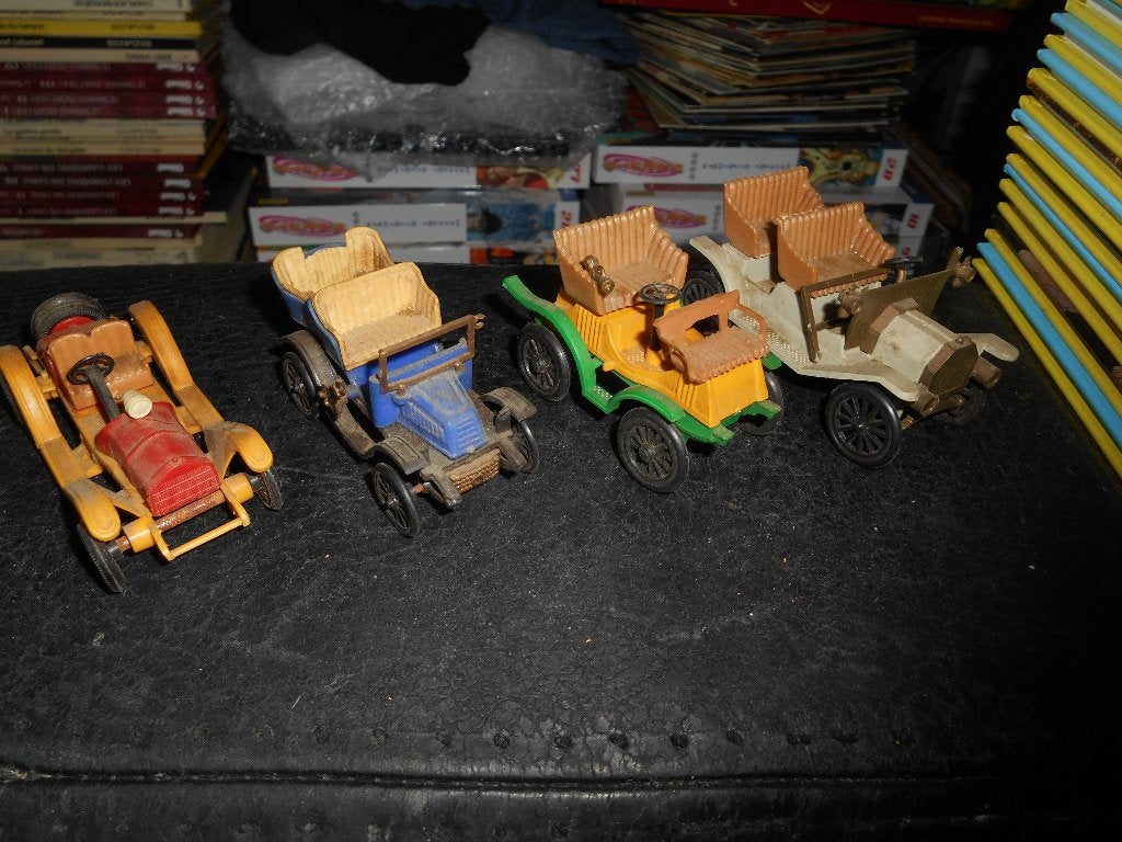 Lot de 4 voitures vintage en plastique, Verzamelen, Speelgoed, Ophalen of Verzenden