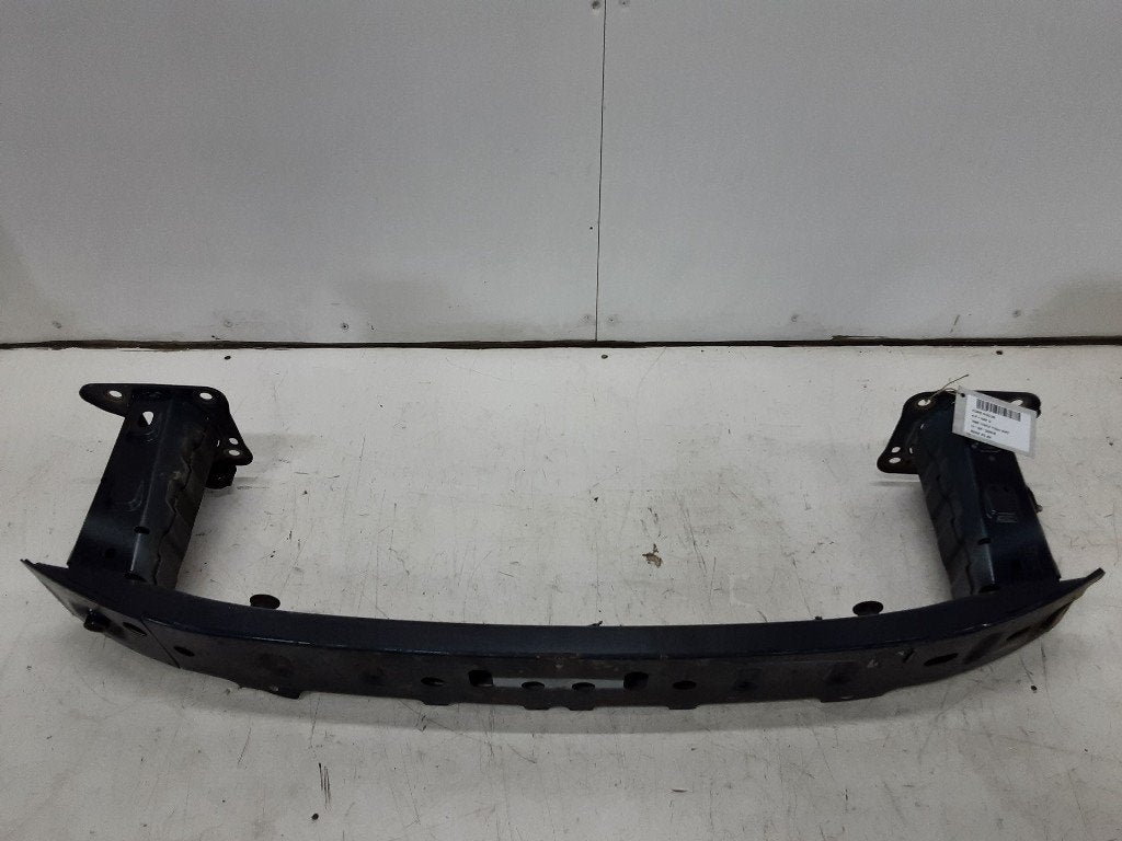 BUMPERBALK VOOR Ford Focus 2 (01-2004/09-2012), Gebruikt, Ford