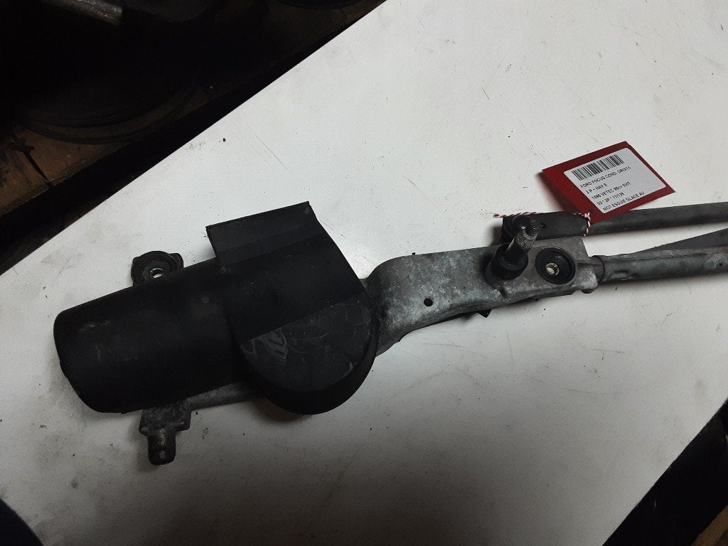 RUITENWISSERMOTOR VOOR Ford Focus 1 (0390241363CEP), Gebruikt, Mevr. I. Hauben, Ford, Rue de l'Espoir 34 34
4030  GRIVEGNÉE, BE