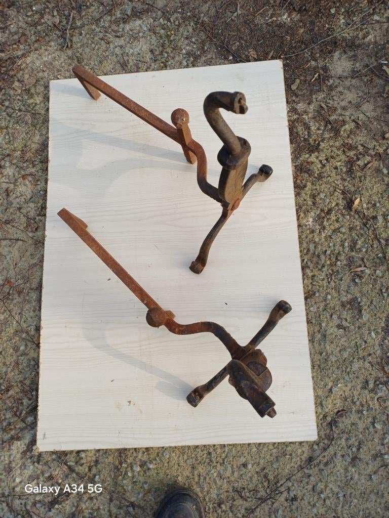 2 Chenets en fer forgé, Enlèvement, Utilisé, Cheminée sur pied, Cheminée au bois