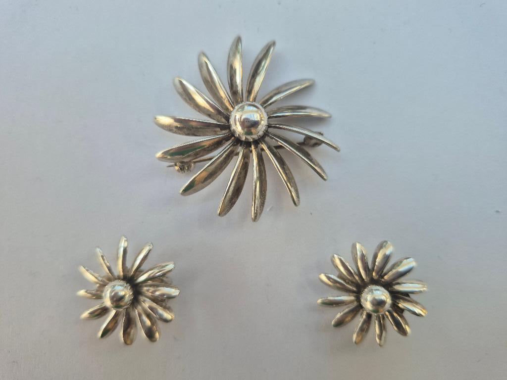 Vintage Deens design (MCM) broche en oorbellen, Handtassen en Accessoires, Ophalen of Verzenden, Zilver, Overige typen