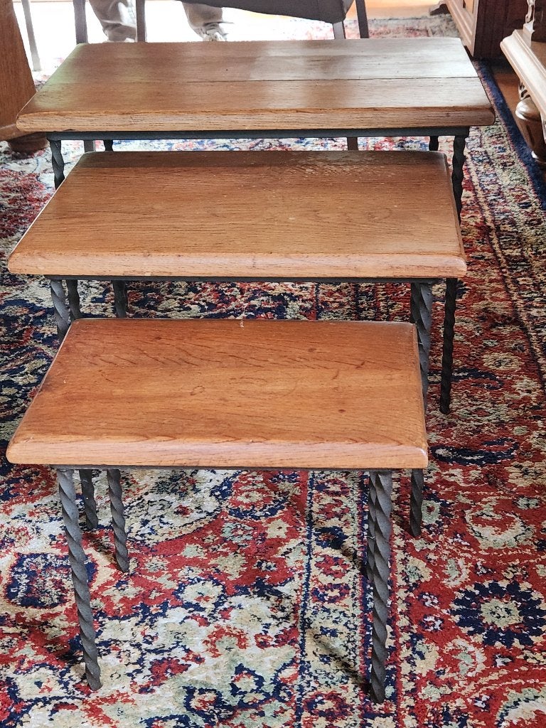 Set van 3 bijzettafeltjes, Ophalen, Gebruikt