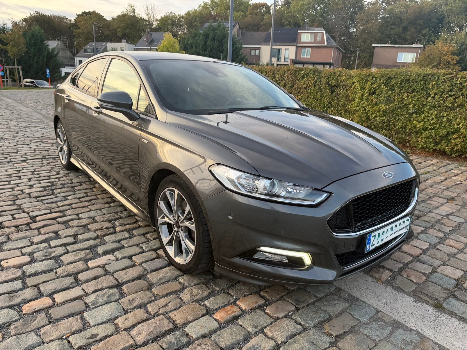 Ford Mondeo ST Line  2.0 TDCI Euro6b 1r Main Carnet Ford, Autos, Entreprise, Mondeo, Volant multifonction, Automatique