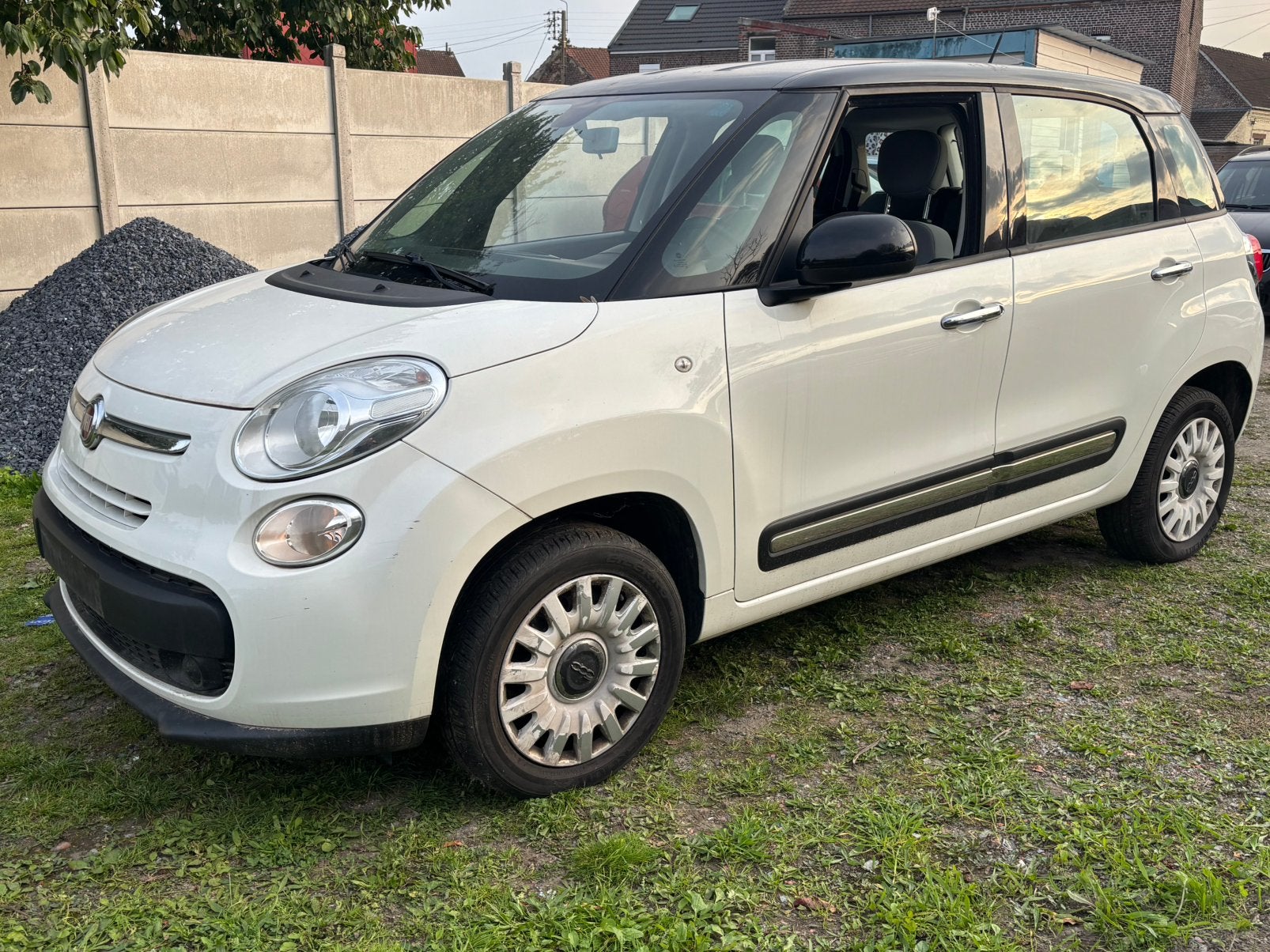 Fiat 500l/.09/ess-gnr gas/export of zoals het is, Auto's, Fiat, Particulier, 500L, 5 zetels, Handgeschakeld