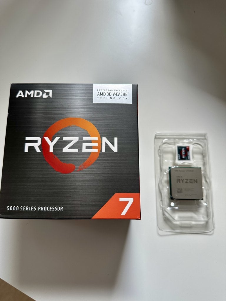 Ryzen 7 5700X3D als nieuw, originele doos, Computers en Software, Processors, 8-core, Ophalen of Verzenden, Zo goed als nieuw