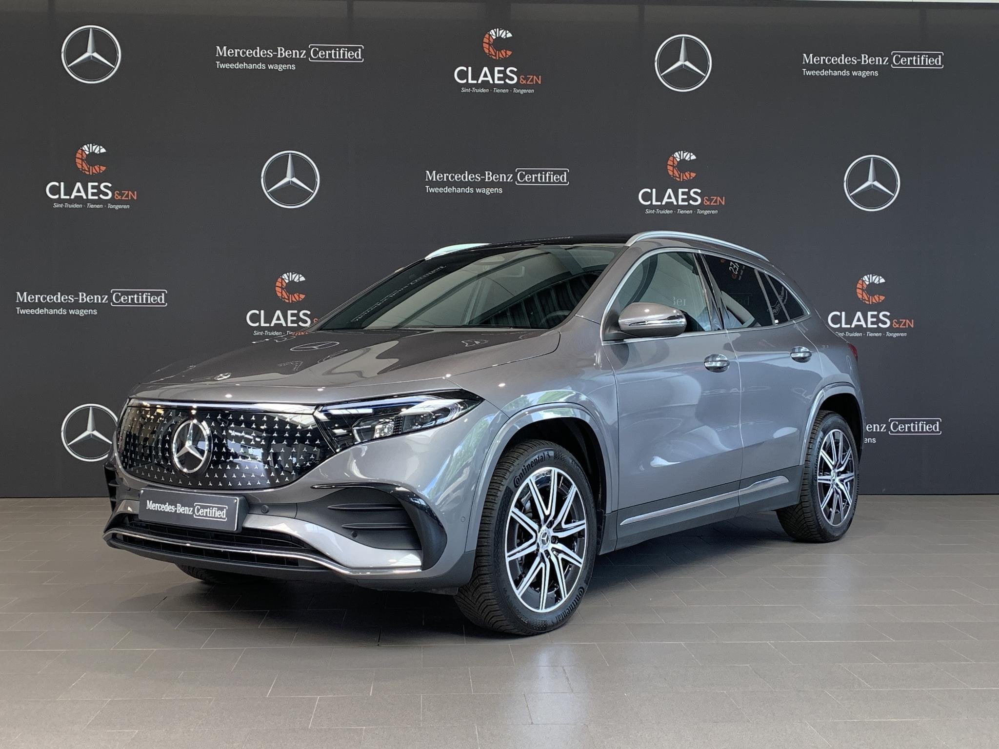Mercedes-Benz EQA 250+ Star Edition - DOS 8842, Auto's, Mercedes-Benz, Stof, Gebruikt, https://public.car-pass.be/vhr/304095f2-c844-4c60-b4a3-d70d635e54da