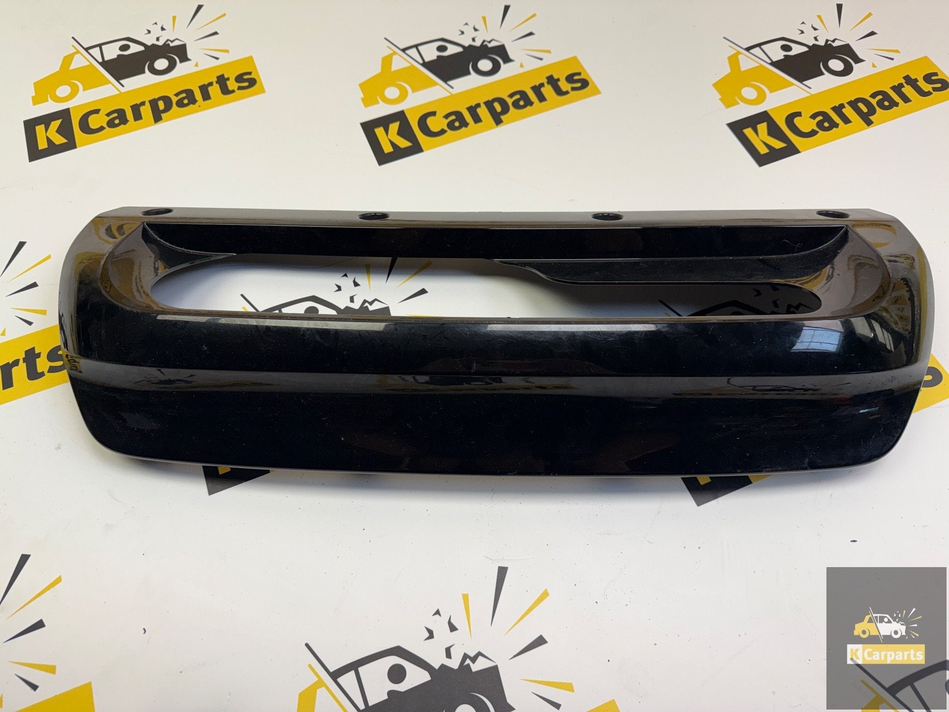 L vre de spoiler de pare-chocs arri re Land Rover Range Rove, Land Rover, Dpoffice@jaguarlandrover.com, Jaguar Land Rover Limited
