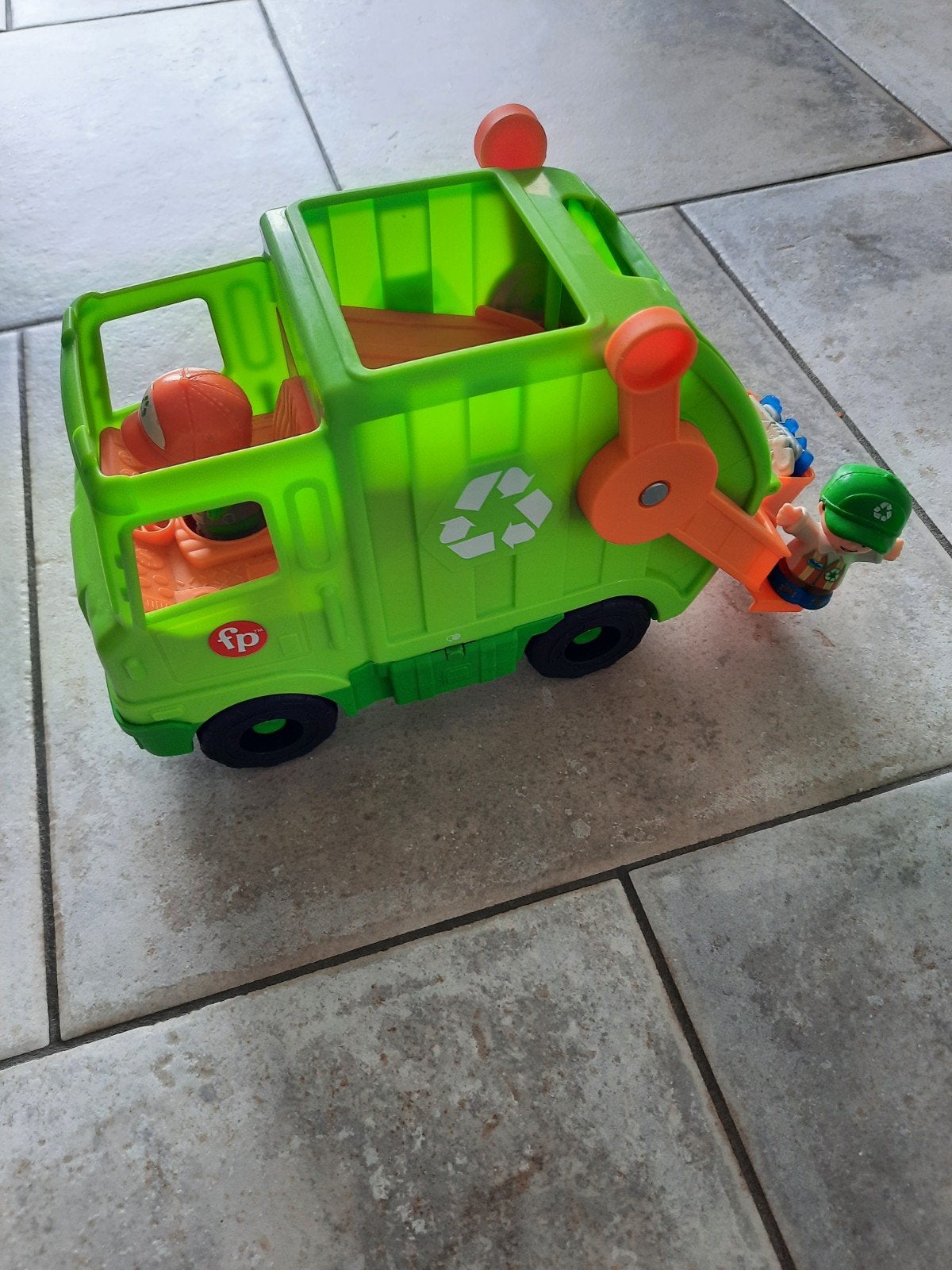 Te koop: Little people vuilniswagen + extra vuilniswagentje, Ophalen, Met geluid