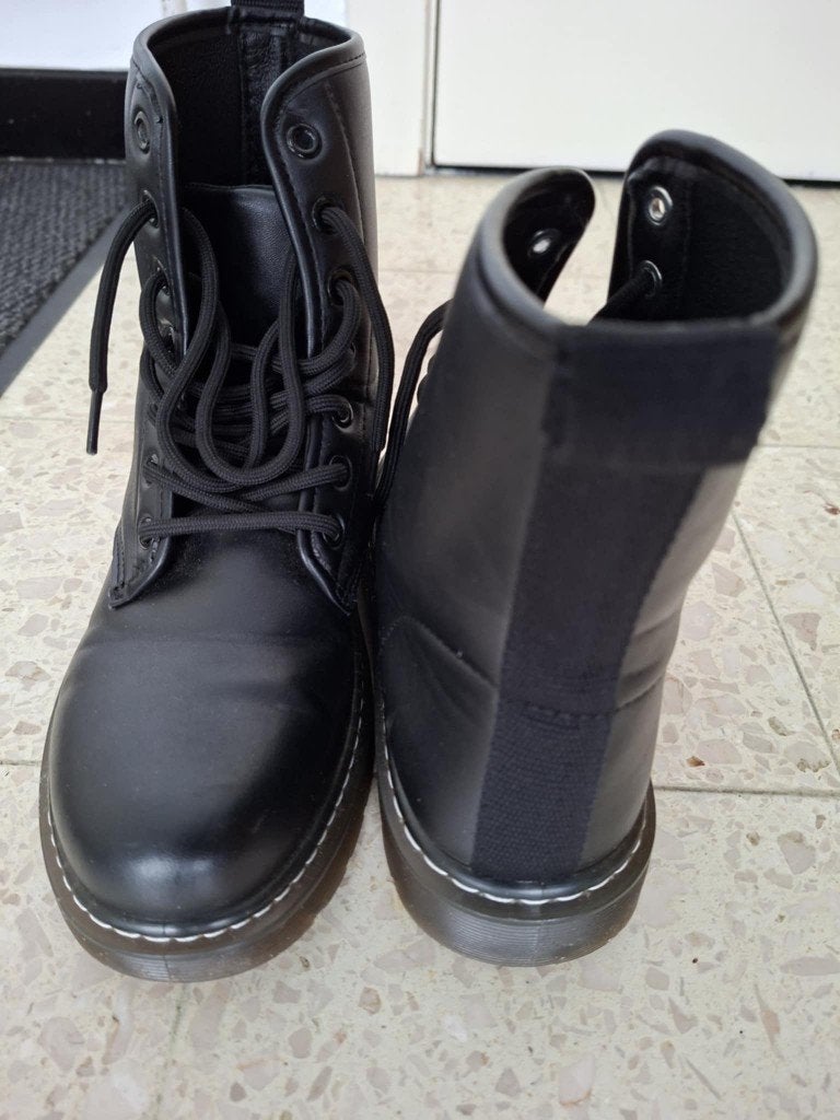 Zwarte damesboots maat 39, Ophalen, Zwart, Lage of Enkellaarzen, Zo goed als nieuw